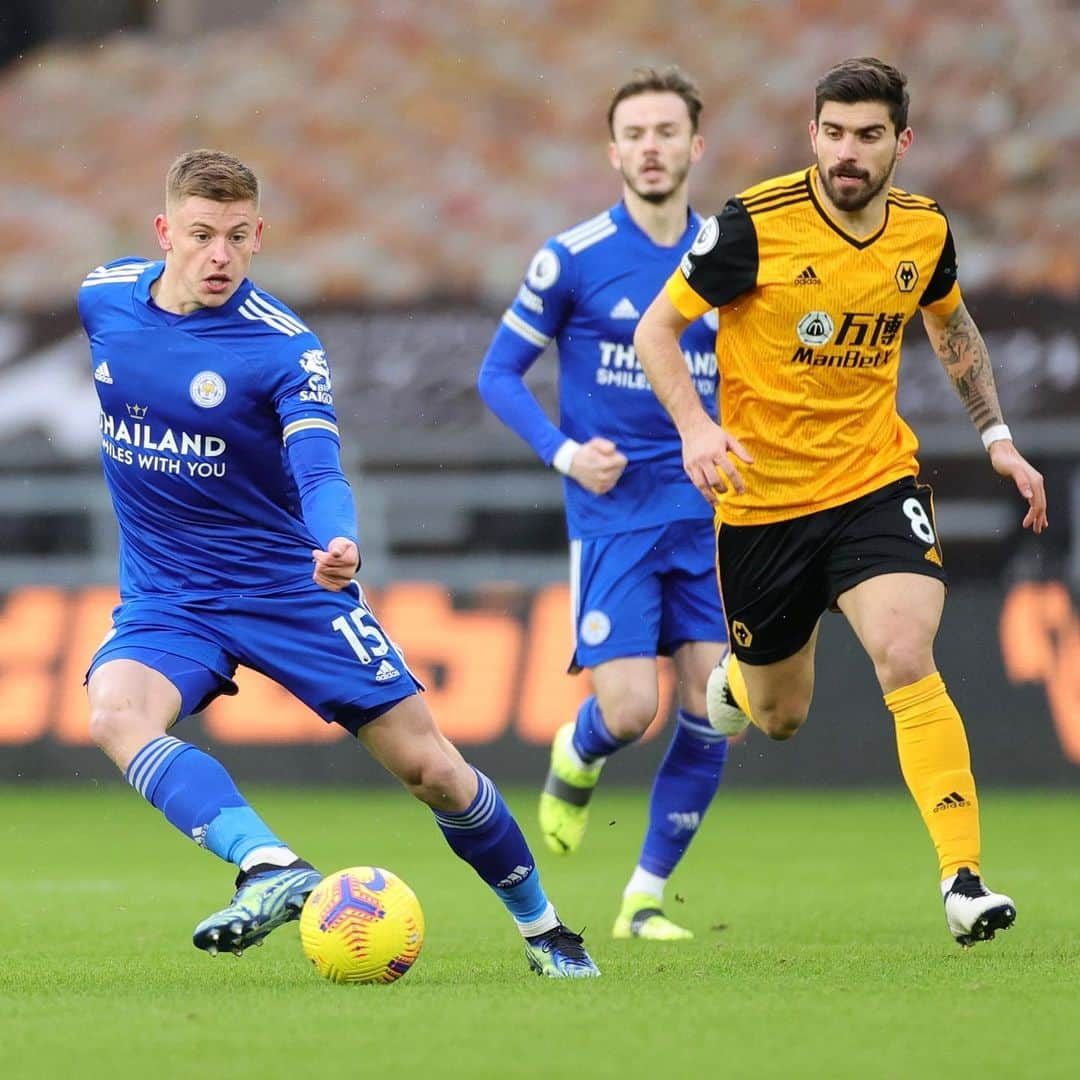 レスター・シティFCさんのインスタグラム写真 - (レスター・シティFCInstagram)「An even affair so far at Molineux 🤼  #WolLei • #lcfc • #PL」2月7日 23時31分 - lcfc