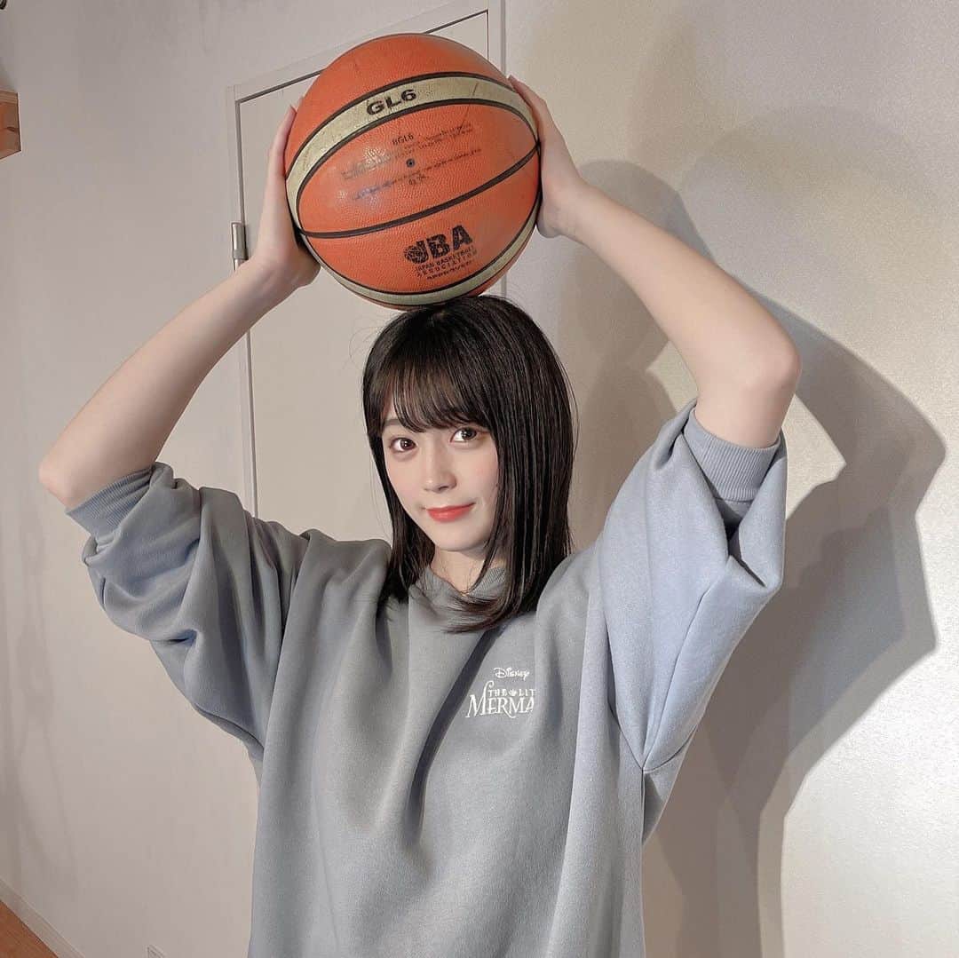 益田珠希のインスタグラム：「バスケしたい〜〜 ︎︎ ︎︎ #jk  #sjk  #jkブランド #idol #04 #basketball  #バスケ  #バスケ女子」