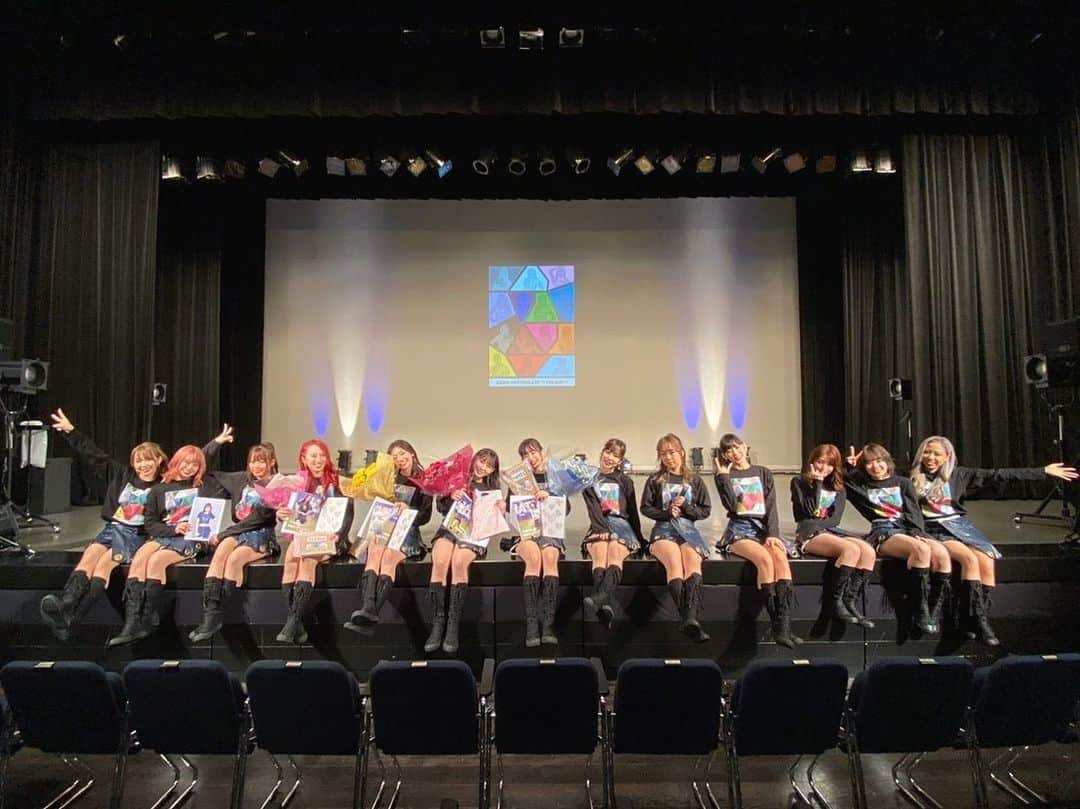 NUIさんのインスタグラム写真 - (NUIInstagram)「.﻿ BsGirls2020として最後の投稿…🐶💭﻿ ﻿ ﻿ 「BsGirls 2020 FINAL LIVE ～Play Ball～」﻿ ﻿ 来てくださった皆様、﻿ そして会場には来れなかったけど﻿ 応援してくださっていた皆様﻿ 本当にありがとうございました🌟🌟﻿ ﻿ ﻿ BsGirls2020の集大成どうでしたか？🔥﻿ 約4時間、一曲一曲大切に歌って踊りました🎤💃﻿ ﻿ ﻿ 卒業メンバー、卒業おめでとうございます🎓﻿ BsGirls2020の一員として活動できた時間は﻿ 本当に宝物です。﻿ ﻿ ﻿ そして皆様、今シーズン色んなことがありましたが﻿ どんな時も応援して下さりありがとうございました！！﻿ ﻿ 皆様の応援の一つ一つが私の元気の源であり、﻿ パワーになっていました！心から大好きです！♡﻿ ﻿ ﻿ ﻿ 今シーズン、本当に沢山ありがとうございました✨﻿ ﻿ ﻿ #オリックス#BsGirls #Bs2020 #baseball #プロ野球﻿ #野球女子 #野球 #野球好き #京セラドーム大阪﻿  #野球好きな人と繋がりたい　﻿  #オリックスバファローズ #超革新系#instalike #instagood #pic #photo #selfie #followme #f4f﻿ #like4like #follow #Instagram #love  #いいね #フォロー #LIVE﻿」1月24日 17時18分 - nui_bsgirls_362