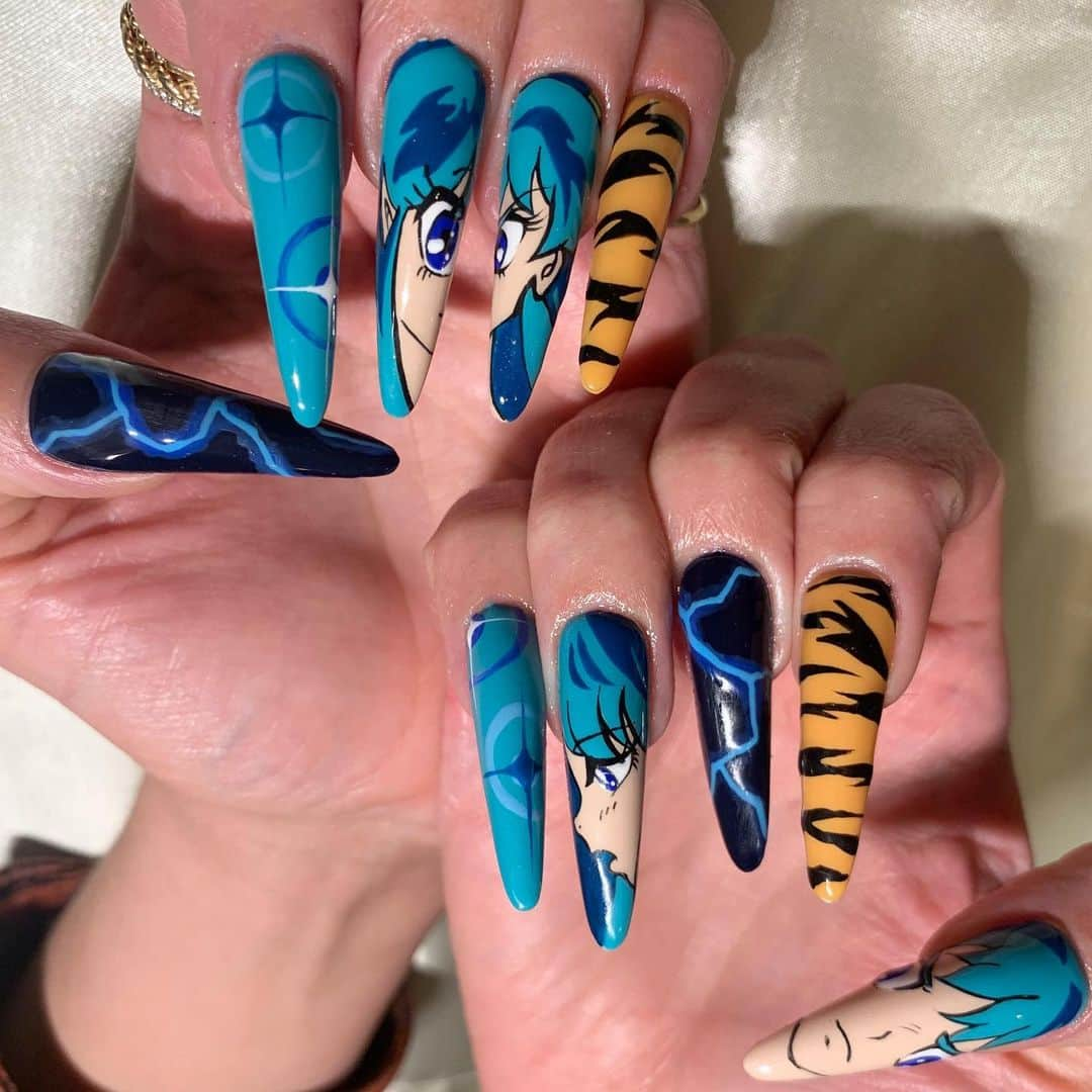 Mei Kawajiriさんのインスタグラム写真 - (Mei KawajiriInstagram)「#uruseiyatsura #うる星やつら #らむちゃん💙💚💙💚 @avarosebd #nailsbymei」1月24日 8時53分 - nailsbymei