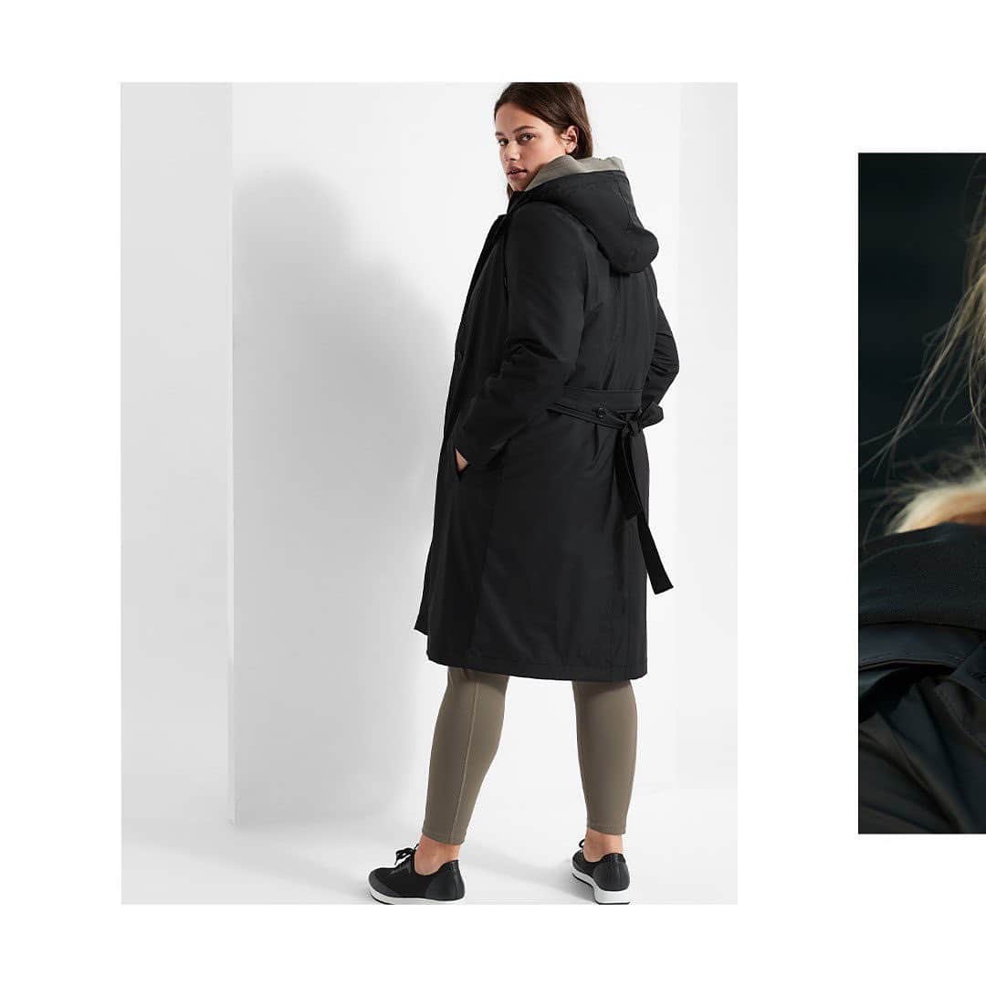 Banana Republic さんのインスタグラム写真 - (Banana Republic Instagram)「2 Truths and 1 Lie with our 2-in-1 Rain Coat: (1) It's built for everyday wear for all seasons (2) It's designed with a removable hood and quilted liner  (3) You'll only want one  Swipe to see it in motion and tap to discover more.」1月24日 9時42分 - bananarepublic