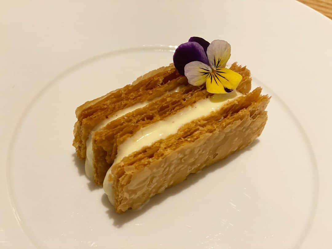 青山有紀のグルメインスタ