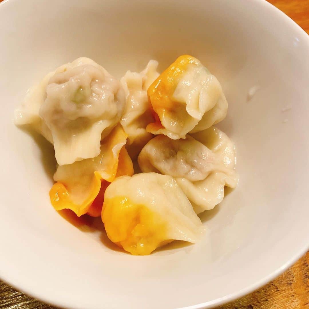 井上公造さんのインスタグラム写真 - (井上公造Instagram)「中国の家庭料理だけど、味は家庭料理では有り得ないレベル。水晶餃子ばかりがクローズアップされますが、全てが美味しいです😋 いつ食べに行けるかな？  #中華料理  #中国家庭料理  #高槻グルメ  #水晶餃子  #時差投稿  #foodstagram」1月24日 11時08分 - inouekozo39