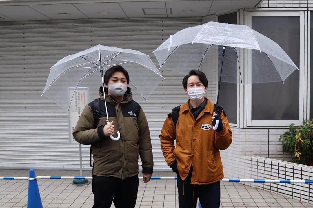高見雄登のインスタグラム：「謎のYouTube撮影に呼ばれました。 ぼくは嫌な汗をいっぱいかきましたが、2人はやたら手ごたえを感じながら帰っていきました。 #非TikToker？ #一眼レフ」
