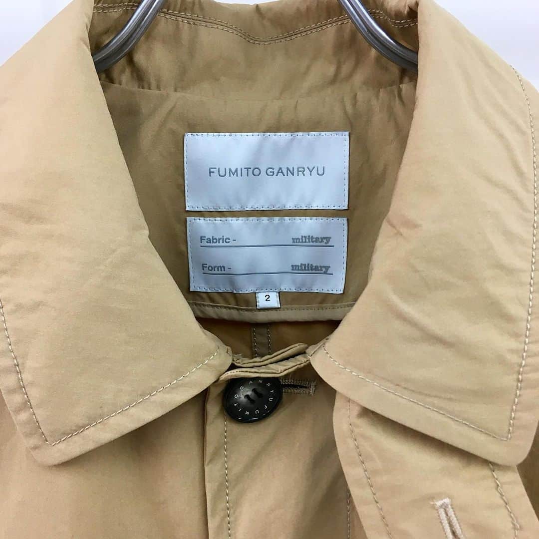 のインスタグラム：「21SS FUMITO GANRYU 1st Delivery has arrived at ELIMINATOR. . ▪︎Mods Soutiencoller Coat Color : BEIGE Price : ¥79,000 ( without tax ) . #fumitoganryu #ganryu #aikamoshita #ss21 #21ss #ss21collection #military #art #function #newcollection #eliminator #tokyo #daikanyama #mensfashion #menswear #mensselectshop #highsnobiety #instastyle #instafashion #japanesedesigner #fashion #highfashion」