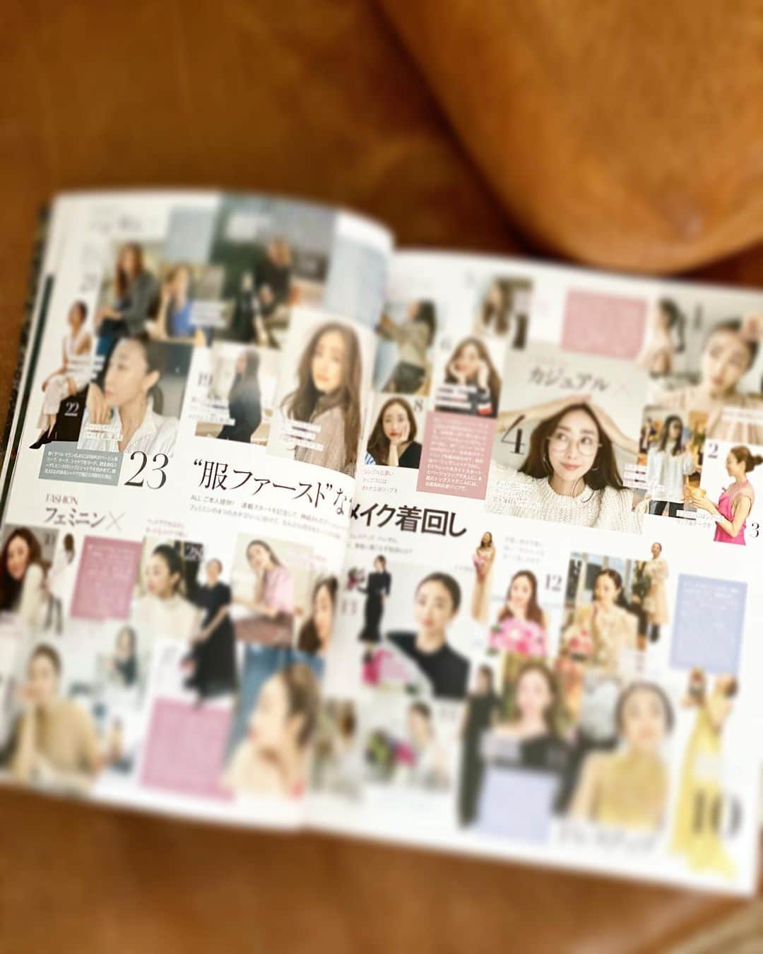 神崎恵さんのインスタグラム写真 - (神崎恵Instagram)「発売中の「VOCE」3月号。 新連載が始まりました🚩✨ 着たい服から、履きたい靴から、つけたいアクセサリーから、つけたいリップから。 わたしのメイクは日々始点が違います。 その日いちばんときめく、ときめきたい1点からメイクやファッション、髪、小物と全身の組み立てが始まる。 そんな頭の中で始まる組み立て方法や解説をこの連載でご紹介します。 第一回目は、服から始まるメイク。 1ヶ月メイク着回しも掲載しています。 是非読んでいただけたら嬉しいです☺️  フォトグラファー　@ke___ke______  スタイリング　@1030kei  ヘア　@kanatumura   #VOCE #神崎恵連載 #メイク」1月24日 13時19分 - megumi_kanzaki