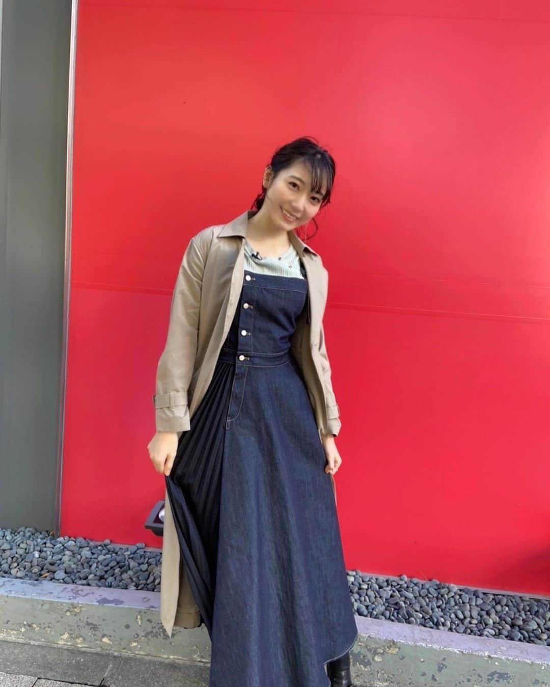 松井咲子さんのインスタグラム写真 - (松井咲子Instagram)「収録とロケで着た素敵お衣装まとめです👗どれがお好み🙂？  #dress #onepiece #randa #Dsofa #RforD #accessory #room #ご機嫌ですね」1月24日 13時45分 - sakiko___official