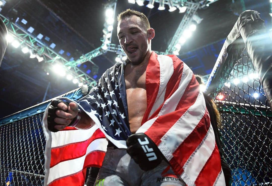 モンスターエナジーさんのインスタグラム写真 - (モンスターエナジーInstagram)「HE HAS ARRIVED 🤫🤫🤫 First round TKO for @MikeChandlerMMA in his @UFC debut!!! #UFC257  #InAbuDhabi #UFCFightIsland #UFC #MMA #Fight #Fighting #Lightweight #MonsterEnergy」1月24日 14時27分 - monsterenergy