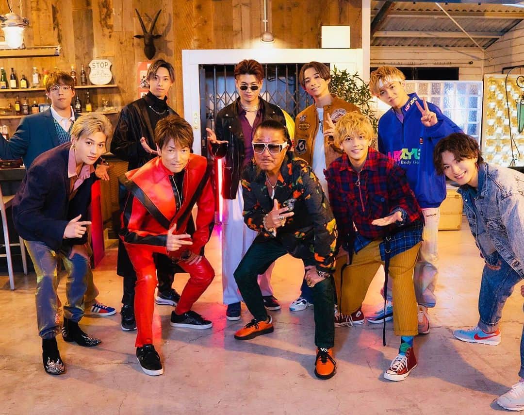 マイケル富岡のインスタグラム：「『Fun Fun Fantastics』新番組 日テレ系 2月2日〜スタート♡ 私は…マイコー…fooooo♪ 素晴らしき80's 90'sを Fantasticsに伝授致します！#fantastics #fantasticsfromexiletribe  #funfunfantastics #exiletribe #ldh #日テレ #新番組 #世界 #佐藤大樹 #澤本夏輝 #瀬口黎弥 #堀夏喜 #木村慧人 #八木勇征 #中島颯太 #ブラザーkorn #マイケル富岡 #80's #90's」