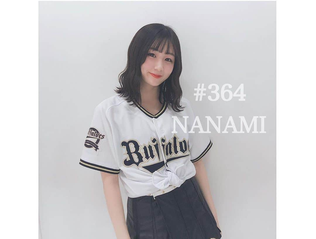 NANAMIさんのインスタグラム写真 - (NANAMIInstagram)「﻿ ﻿ ﻿ ﻿ ﻿ ﻿ ﻿  こんにちは！ ﻿ ﻿ ﻿ 昨日は﻿ 『BsGirls 2020 FINAL LIVE﻿ 〜Play Ball〜』✨✨﻿ ﻿ ﻿ 無事に終えることができました。﻿ ﻿ 来てくださった皆様﻿ 本当にありがとうございました🙇‍♀️✨✨﻿ ﻿ ﻿ ﻿ 皆様との、﻿ メンバーとの、最後の時間を噛み締めながら﻿ 全力パフォーマンスさせて頂きました🥰🥰﻿ ﻿ ﻿ ﻿ BsGirlsになって﻿ ファンの皆様に出会えて﻿ メンバーのみんなに出会えて﻿ 本当に幸せでした✨﻿ ﻿ ﻿ ﻿ ﻿ 本日をもって、BsGirls 2020の活動が終了となります。﻿ ﻿ ﻿ 頭の片隅にでも、NANAMIって子がいたな〜🙄💭💭ぐらいでいいので﻿ 覚えてて貰えたら嬉しいです🥰💖﻿ ﻿ ﻿ ﻿ 一年間応援して頂き﻿ 本当にありがとうございました✨✨﻿ ﻿ ﻿ ﻿ 今日、最後のアメーバブログを更新させて頂きました。﻿ たくさんの想いを書かせて貰ったので是非読んでくださいね🥰💖﻿ ﻿ ﻿ ﻿ ﻿ 📸3枚目…BsGirlsになって初めて撮ってもらった写真🥰 ﻿ ﻿ ﻿ ﻿ #Bs2020 #orixbuffaloes #baseball #オリックスバファローズ #プロ野球 #bsgirls #野球 #オリックス #オリ姫 #野球女子 #京セラドーム #京セラドーム大阪 #球場 #大阪 #instagood #instalike #followｍe #ユニフォーム #ユニフォーム女子 #NANAMI #NANAMI_364 ﻿#卒業 #卒業ライブ #ありがとう  ﻿」1月24日 14時26分 - nanami_bsgirls_364