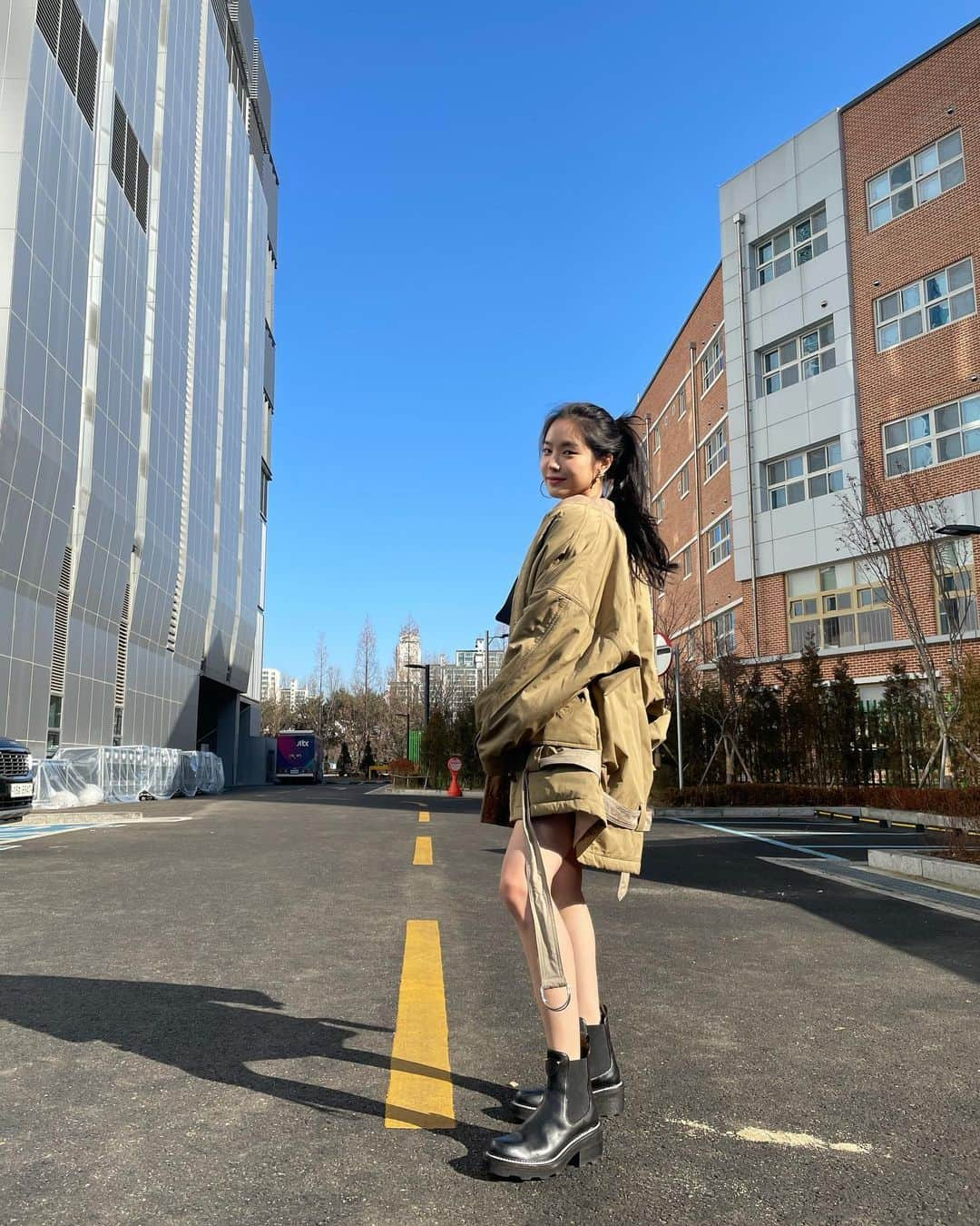 ソン・ナウンさんのインスタグラム写真 - (ソン・ナウンInstagram)「@louisvuitton #광고」1月24日 14時39分 - marcellasne_