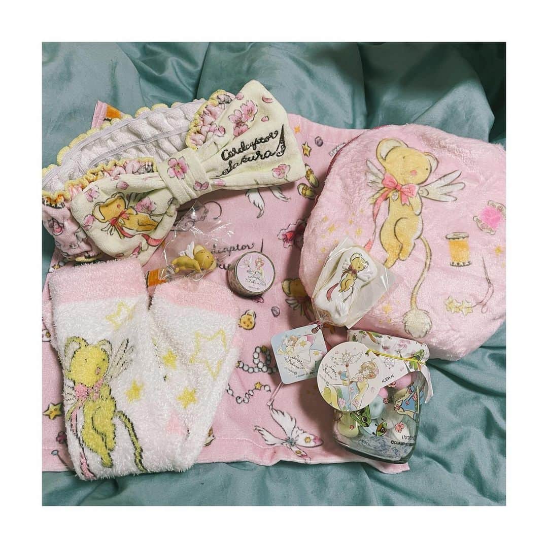 秋乃ゆにさんのインスタグラム写真 - (秋乃ゆにInstagram)「. さくらちゃんラムネ🍭🍬 . イッツデモさくらちゃんコラボアイテム大量ゲット 朝木さんから有力情報をもらったのです〜感謝〜泣 . なんだかさくらちゃんだらけになってきた… . #カードキャプターさくら #CCさくら #さくらちゃん #ケロちゃん #封印解除 #cardcaptorsakura #ccsakura #イッツデモ #itsdemo」1月24日 15時29分 - yuniakino