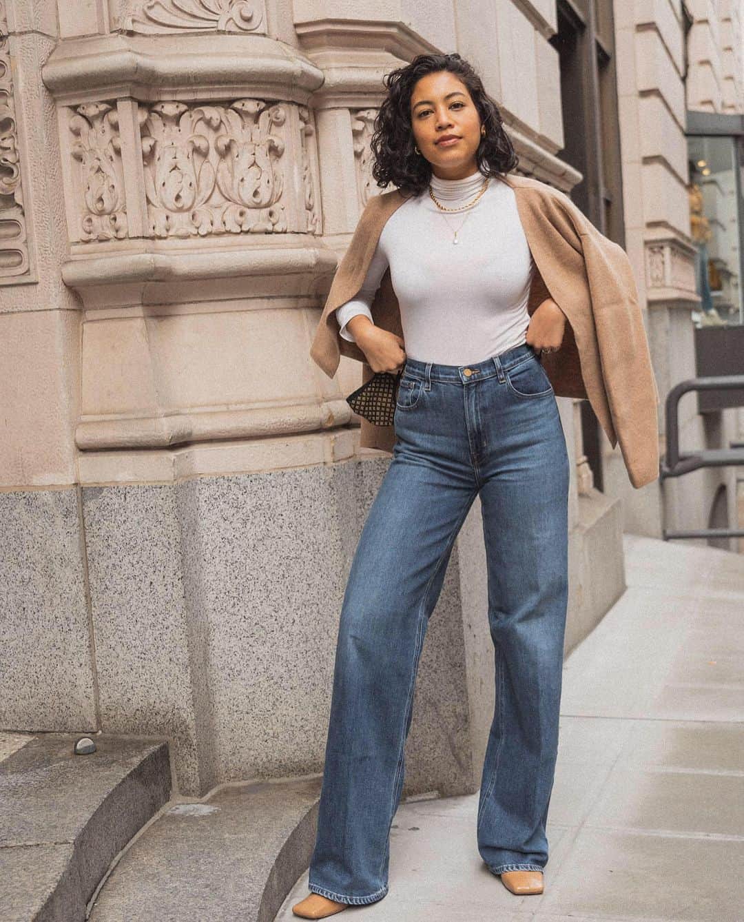 Jブランドのインスタグラム：「@kimseidensticker giving us major styling inspiration #inmyjbrand」