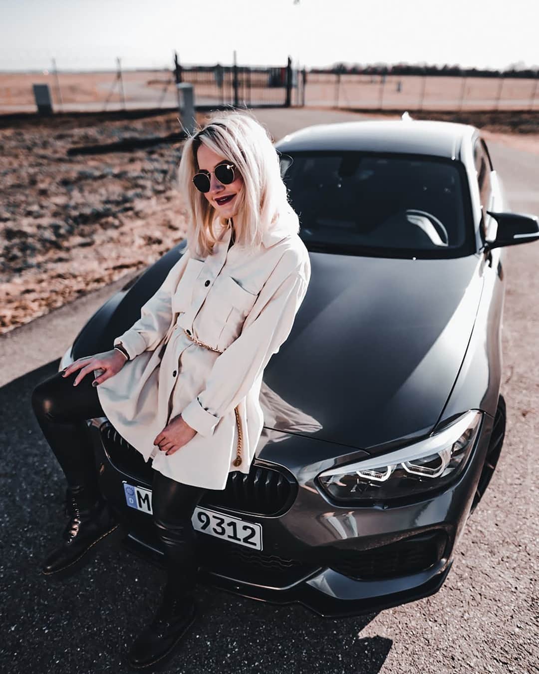 BMWのインスタグラム：「Waiting for the spring sun. The second generation of the BMW 1 Series. #BMW #1Series #BMWrepost @mybmwm140i @abenteuerkanal」