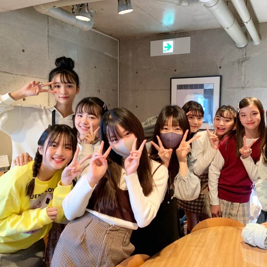 ニコ☆プチのインスタグラム：「プチモが大集合😍﻿ ﻿ #ニコプチ﻿ #竹下優名﻿ #中山あやか﻿ #小松崎ふたば﻿ #井口虹姫﻿ #川合菖蒲﻿ #近藤藍月﻿ #本多萌愛﻿ #浦田聖愛」