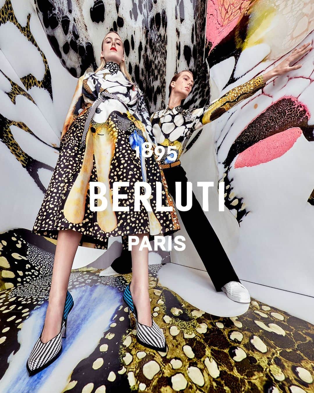 クリスヴァンアッシュのインスタグラム：「@BERLUTI SUMMER ‘21 CAMPAIGN WITH ARTWORKS BY #BRIANROCHEFORT  @energygloop  PHOTO @julienmartinezleclerc  ART DIRECTION @mmparisdotcom  STYLING @mauricionardi  CASTING @pg_dmcasting WITH @kdhwillems AND @leondame  MAKE UP @lynseyalexander  HAIR @anthonyturnerhair  #berluti #krisvanassche」