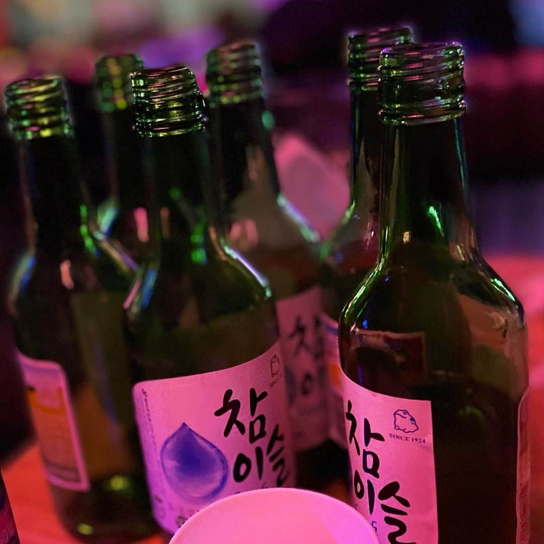 カン のインスタグラム：「. 오늘 시청자와 술게임 진행합니다🍻 PM10:00 방송을 시작합니다!! 링크는 프로필메인 👉 @sung_yoon_91  http://bj.afreecatv.com/amin3832  🎉🎉今日はゲームを進行します🎉🎉  1. 5本の指ゲーム - 質問一つに星風船10個 2. Y or N ゲーム - 質問一つに星風船10個 3. 福不福ゲーム - 星風船74個 4. 焼酎一杯 - 星風船30個 楽しく遊んでみましょう!!! 10時に会いましょう~👋 リンクは、プロファイルのメインをご確認ください~  👉 @sung_yoon_91  http://bj.afreecatv.com/amin3832」