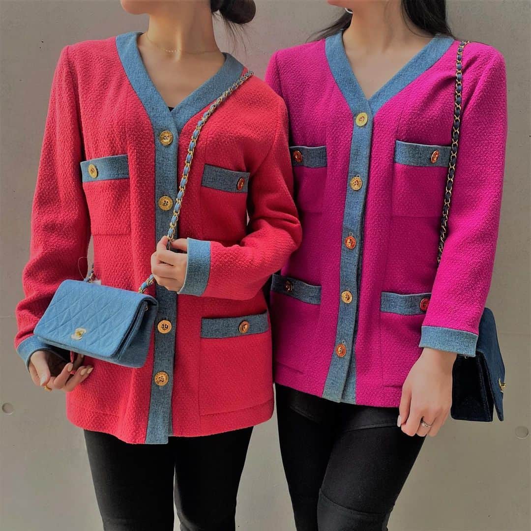 のインスタグラム：「Vintage Chanel wool jacket from 1991 💗(Both are size 40)  DM us to Order 🛒  ✈️Free Shipping Worldwide 📩DM for more info and pricing  ➡️info@amorevintagetokyo.com   #VintageChanel #ChanelCollection #AmoreTokyo」