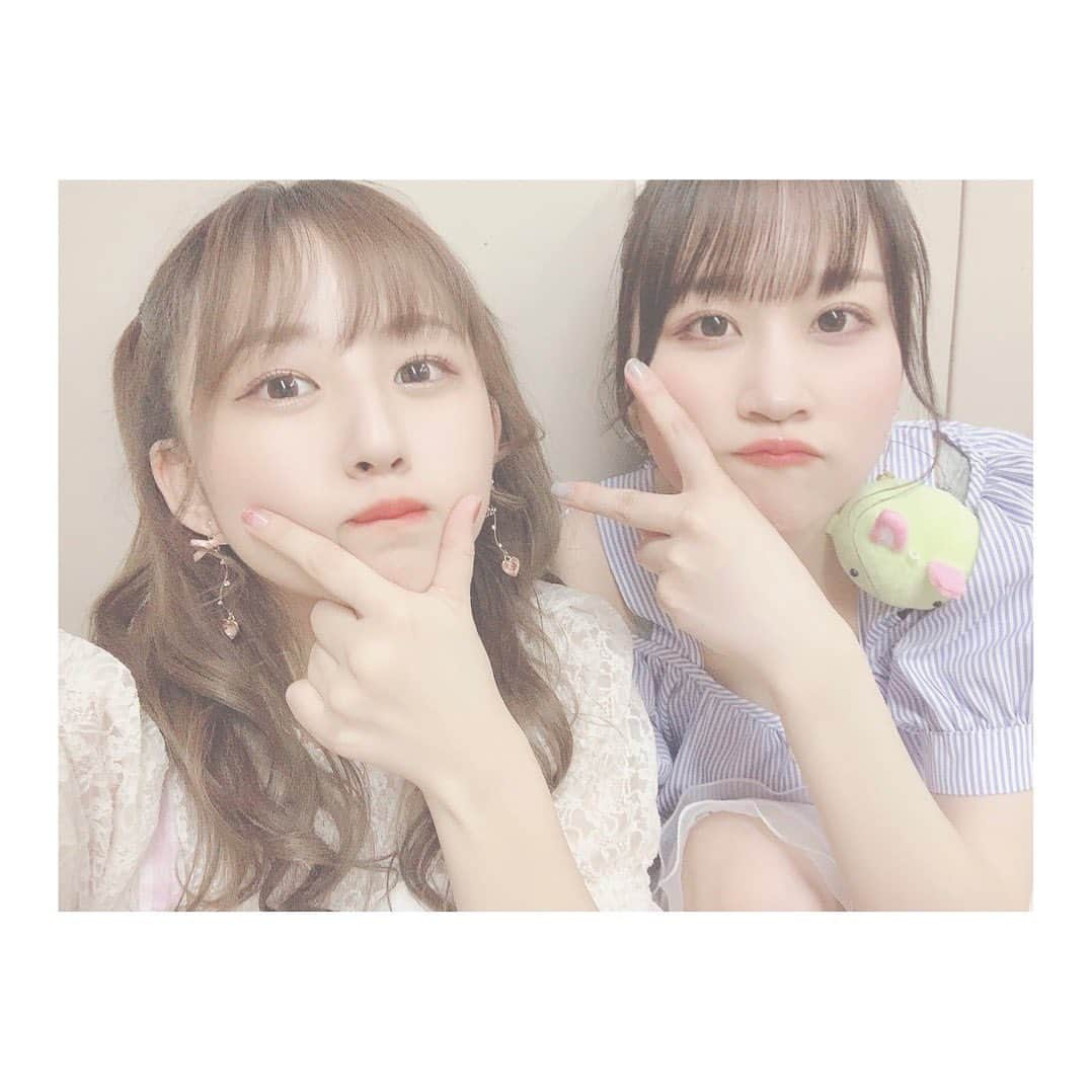 宮崎梨緒のインスタグラム：「💛💛💛 * #lovelys #ラブリーズ #러블리즈  *  #idol #아이돌  #instagood #데일리 #일상」