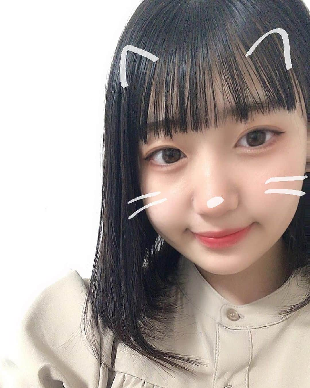 髙橋莉穂さんのインスタグラム写真 - (髙橋莉穂Instagram)「猫みたいにかわいくなりたい…ฅ^•д•^ฅ #プラチナムプロダクション #プラチナムプロダクション所属 #自撮り #自撮り女子 #メンヘラさんと繋がりたい #fff #lfl #l4likes #l4f #l4ls #いいね返し #シブサン #シブサンプロジェクト #シブサングリーンクラス #高橋莉穂 #髙橋莉穂 #中学2年生 #06 #06년생」1月24日 19時46分 - ripopon_