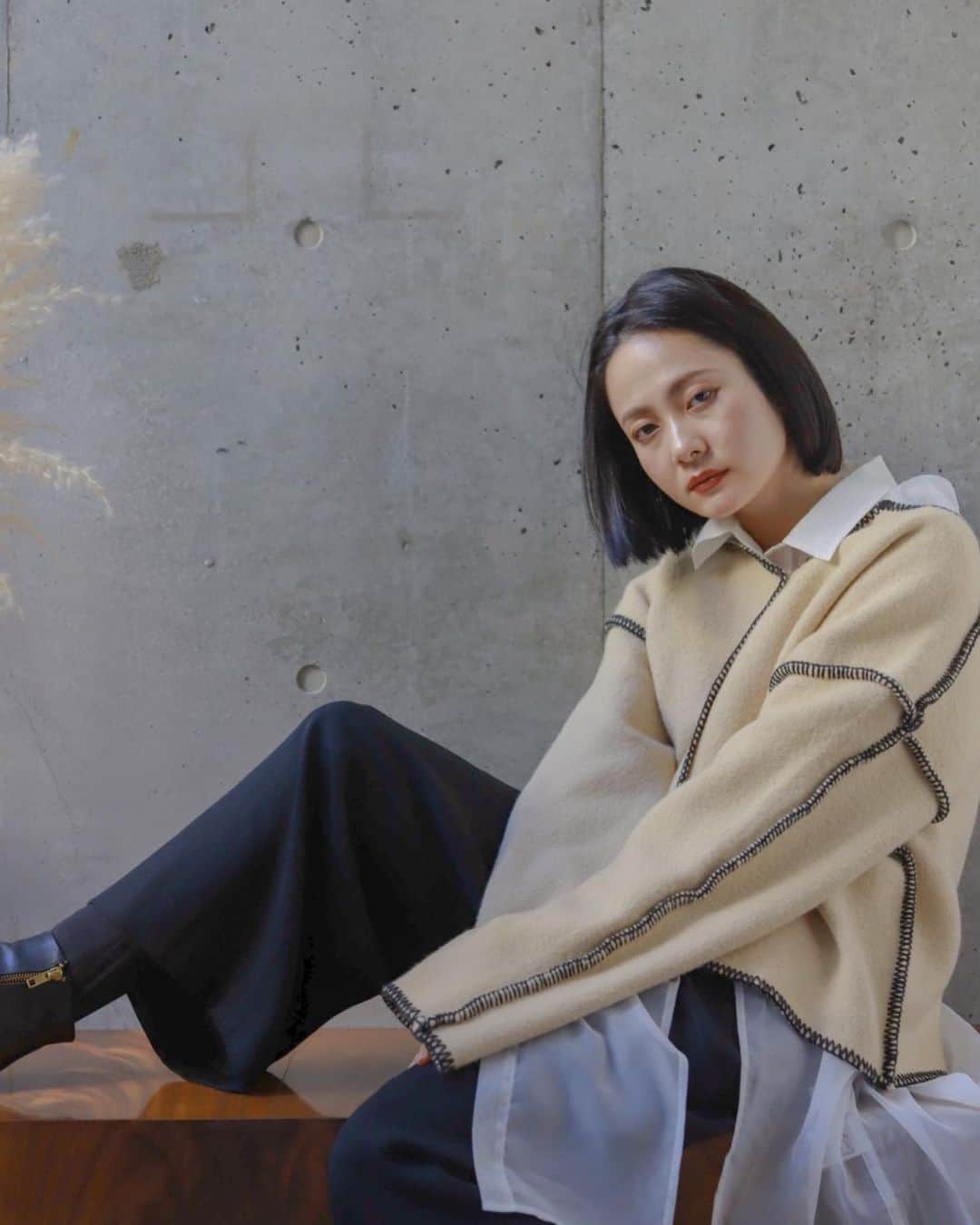 小川琴美のインスタグラム：「📚🌾」
