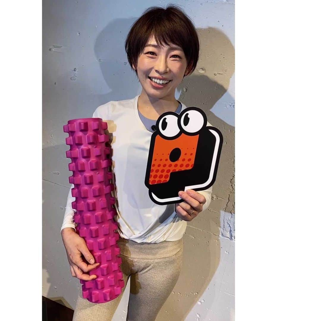 FitnessPlanner 星野由香さんのインスタグラム写真 - (FitnessPlanner 星野由香Instagram)「なんと！明日1/25 月曜9:20頃のスタートで、 日本テレビ「スッキリ」のBUZZ-Pというコーナーにて #ほぐピラ　がVTRにてご紹介いただける予定です^_^  ご覧いただけますと嬉しいです✨  #スッキリ  #ほぐピラ　 #ほぐピラworkout  #講談社  ヘアカットは　@kawakitayusuke さん🥺 貴重すぎる経験でした↑  ヘアメイクは　@chihirondine さん スタイリングは　@manatakizawa さん  produced by. @vocemagazine PRの黒田さんのおかげです。」1月24日 20時02分 - yuka.hoshino222