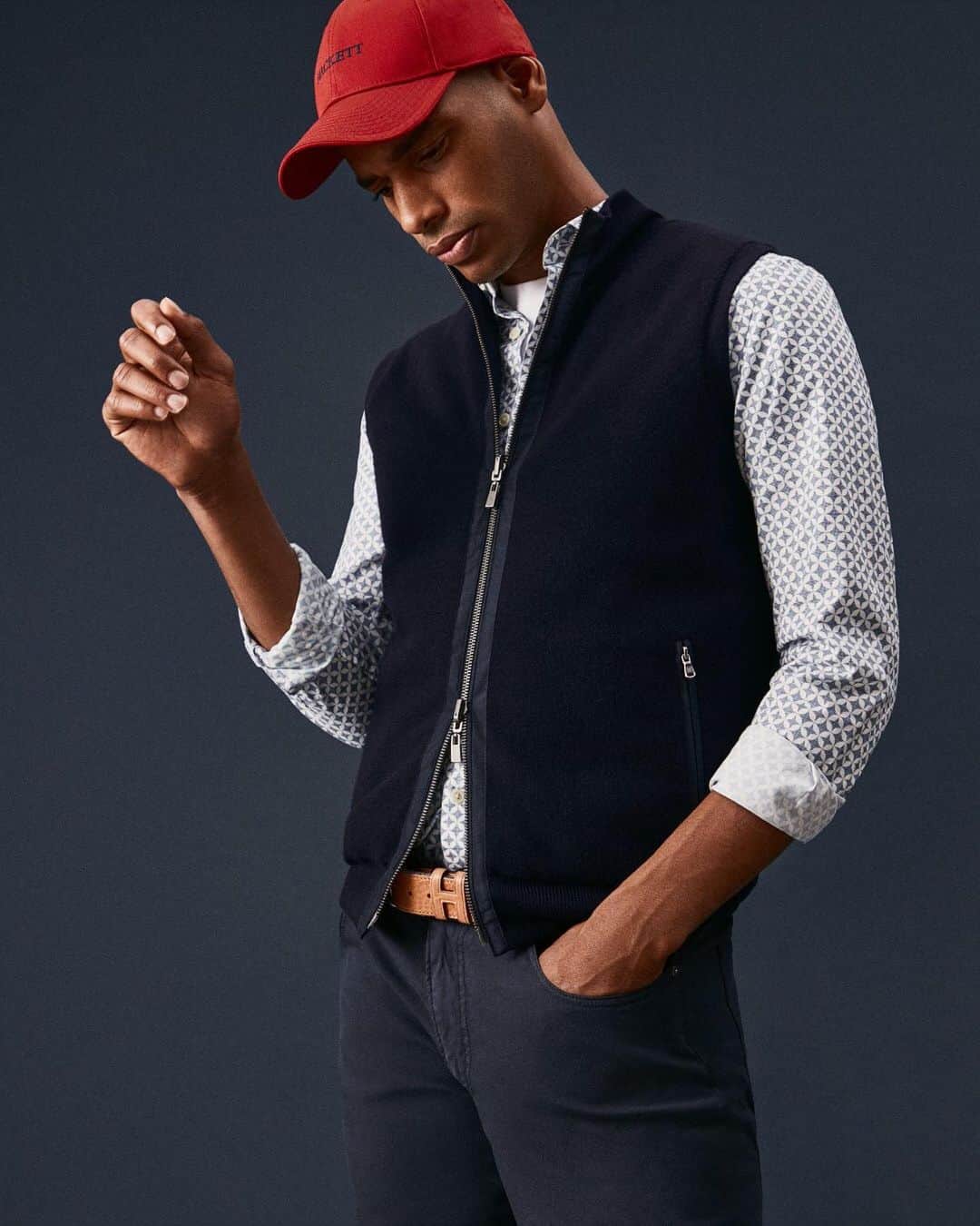 ハケットのインスタグラム：「With an accent on red, our first SS21 drop is the redefinition of iconic designs crafted in the finest materials and adapted to everyday use to see you through the upcoming seasons in style. #STAYHackett」