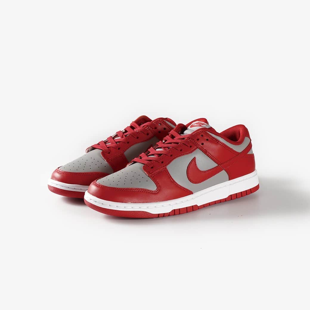 KICKS LAB. [ Tokyo/Japan ]のインスタグラム：「NIKE l "DUNK LOW RETRO UNLV" Soft Grey/University Red/White l Available in Store and Online Store.  #KICKSLAB #キックスラボ」