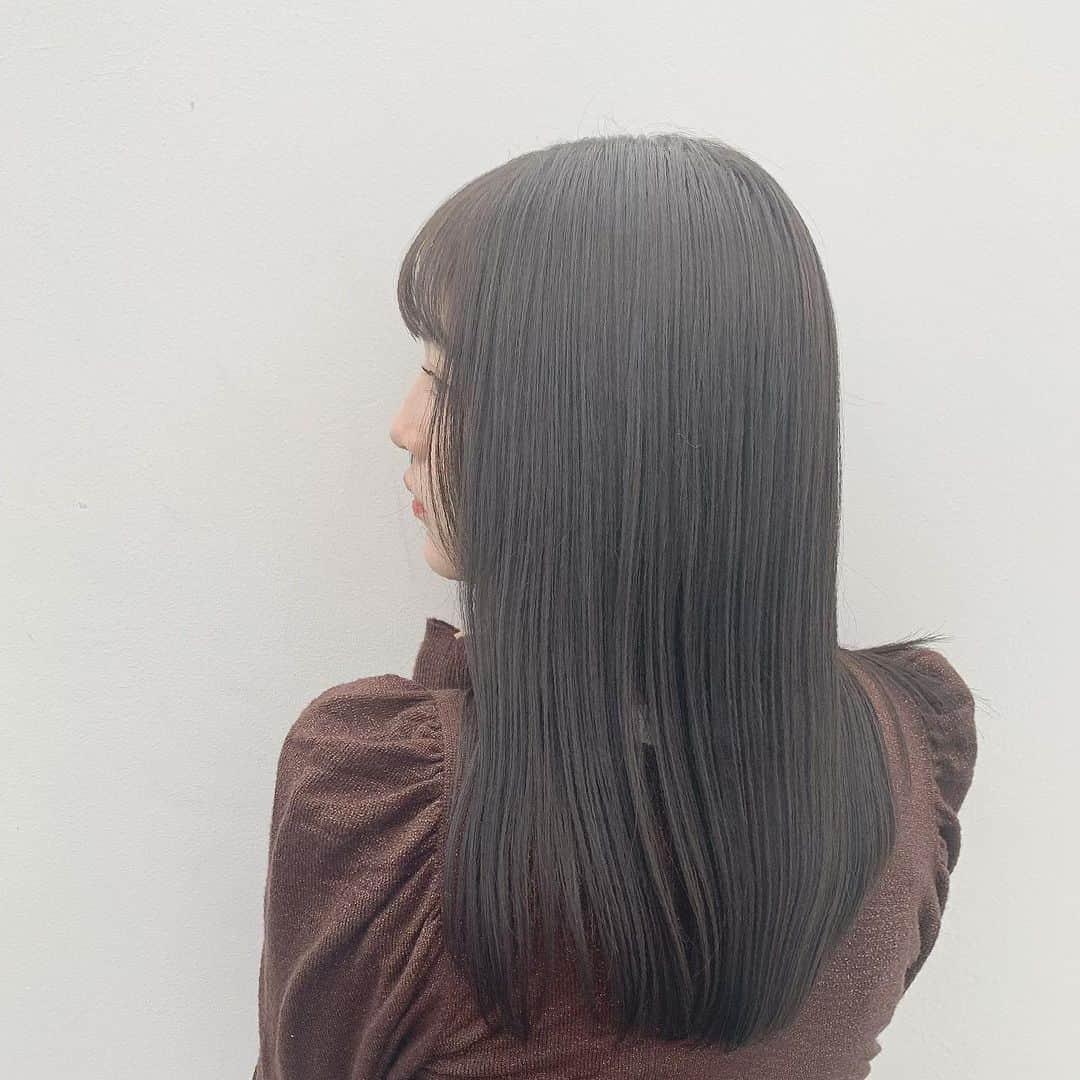黒嵜菜々子さんのインスタグラム写真 - (黒嵜菜々子Instagram)「髪色暗くした〜」1月24日 20時33分 - kurosaki0516