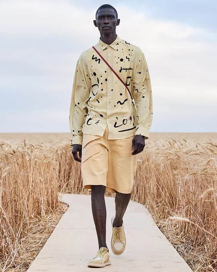 エルエヌシーシーのインスタグラム：「Amongst the blend of iconic brands and fresh talent coming soon to LN-CC for SS21 is @jacquemus menswear @acoldwall @clarksoriginals and @mcq   #comingsoon」