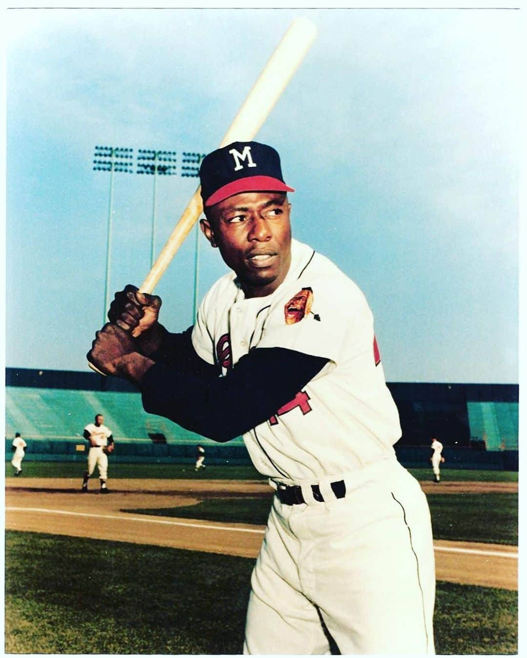 トレバー・ジャクソンさんのインスタグラム写真 - (トレバー・ジャクソンInstagram)「If I was white, all America would be proud of me, Aaron said almost a year before he passed Babe Ruth’s record.  But I am Black... He made history with 755 home runs which was a mark that stood till 2007.  #RestInPower to Hank Aaron an activist and historic baseball player. 🙏🏾✊🏾 #legend #blackexcellence #hankaaron #goat」1月24日 21時08分 - trevorjackson5