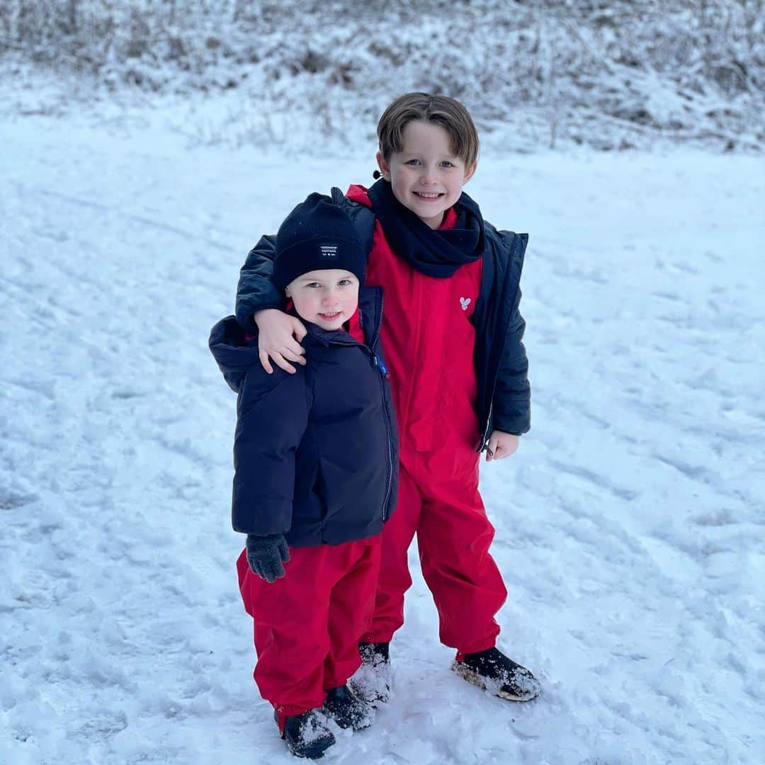 ジョー・ベネットのインスタグラム：「❄️⛄️」