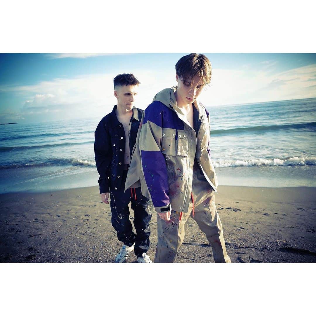 のインスタグラム：「@mindseeker80s × @dickies_jp  ﻿ photograph @yuyatakahashi.monster  hair & make @motooka_akihiro  direction & styling @shogo_tachibana  model @danil_____17 @nikita__0709  #mindseeker #dickies」