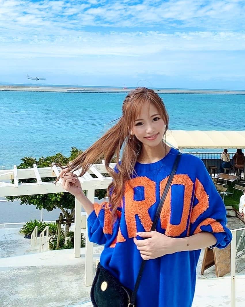 𝐀𝐬𝐚𝐤𝐮𝐫𝐚𝐌𝐢𝐰𝐚 のインスタグラム：「🐬 ウミカジテラス♡ . . #umikajiterrace#okinawa#senagajima#okinawatrip#cafe#cafeterrace#restaurant#sea#ウミカジテラス#瀬長島ウミカジテラス#瀬長島#カフェ#レストラン#テラス#ポキ#沖縄#沖縄旅行#沖縄観光#海#🍹#✈️」