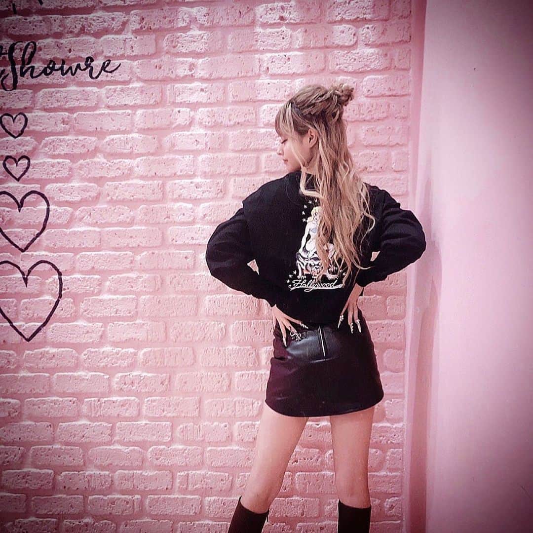 アンジェリカのインスタグラム：「💖💖💖💖💖💖 . fashion❤︎… . 💖💖💖💖💖💖   #あんじぇコーデ #私服コーデ」