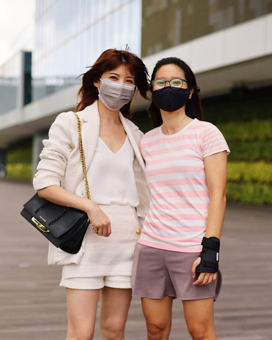 ジャニス・ウン・リーのインスタグラム：「😊@jeanetteaw still my top actress that I always look up to. Extremely short catch-up but I’m glad that you are still doing well. Wishing you all the best in your endeavours!」