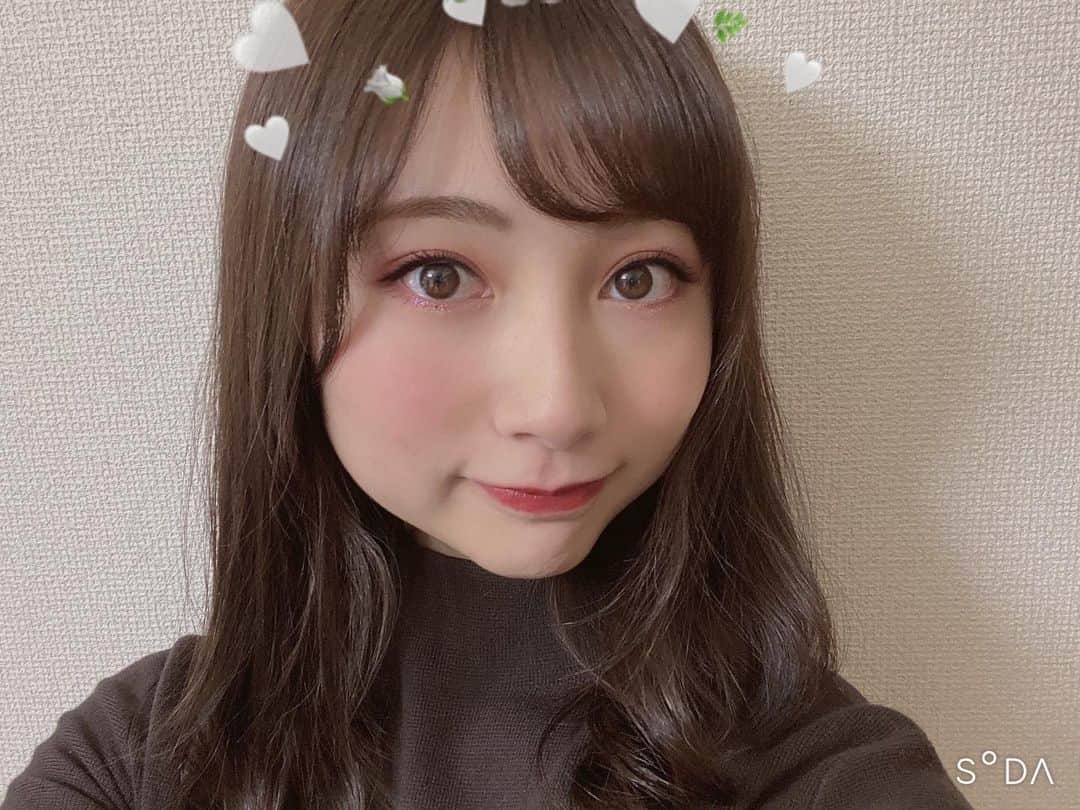 米徳京花さんのインスタグラム写真 - (米徳京花Instagram)「SODAで撮ったセルフィー🍒 　 人気カメラアプリ @sodacam_jp は いろいろな種類のフィルターが使えて、 アプリ内でパーソナルカラー診断も出来ちゃうよ👩🏻‍🦰🧡 　 #盛り方は自分次第 #soda #ソーダ #エフェクト #セルフィ #セルフィー #セルフィー女子 #さくらんぼ #さくらんぼ🍒」1月24日 22時27分 - miss2chuo__2020
