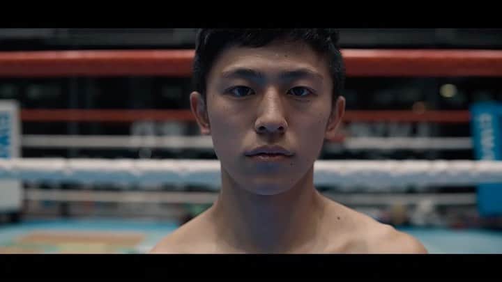 佐々木洋平のインスタグラム：「現在、マネージメントのお手伝いをさせていただいている  エイワスポーツジムの吉成名高選手  最近はRIZINでもめちゃ活躍している  吉成名高の活躍を乞うご期待  #吉成名高 #axf #nanouniverse   撮影協力by 株式会社BoLM @yunono63 @absolutenumber_masaki_kihara @yuno_fitnesstlife」