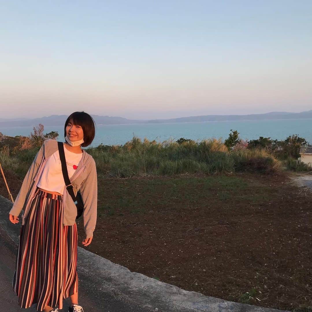 松嶋雛乃さんのインスタグラム写真 - (松嶋雛乃Instagram)「この度、宮古島ノータッチサンゴマナーイメージモデルオーディション2021に参加させていただくことになりました！ 2月21日までの期間中、いいねや拡散よろしくお願いします☺️  1枚目は初めて沖縄に行った時の夕日バック🌅 景色の綺麗さに圧倒されました😉  ・  #ノータッチサンゴマナー  #notouchcoral  #宮古島 #miyakojima   ・  #役者 #女優 #グラビア #グラドレス #フォロワーさん増やしたい #仲良くしてください」1月24日 22時31分 - hii__09