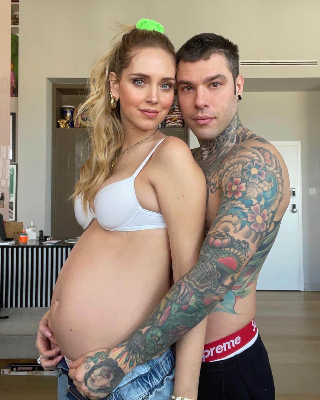 フェデスのインスタグラム：「Mamma e papà 🤍」