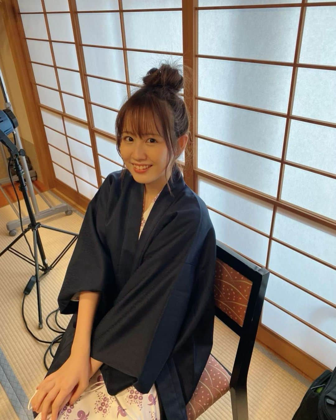 西村菜那子さんのインスタグラム写真 - (西村菜那子Instagram)「ロケで温泉🧖‍♀️お風呂上がり。  温泉は好きですか？😌普段行かれたりしますか？ 私は今年、アクティブに生きたいと思っていまして。でもやっぱりインドアで、どうやったらアウトドアになれるんだろうと考えていたら1日が終わります（？） インドアなくせに行ってみたい場所だけは一丁前。。 沖縄、北海道、ハワイ…💭」1月24日 22時43分 - nanako_nishimura