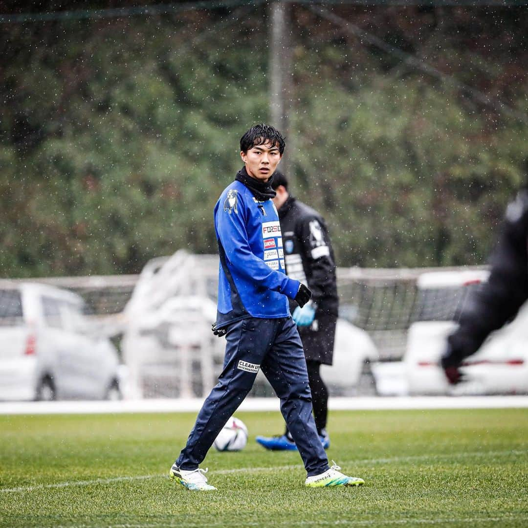 横浜FCさんのインスタグラム写真 - (横浜FCInstagram)「- キャンプ5日目。 - #yokohamafc #横浜FC #RECORDTHEBLUE #JLEAGUE #Jリーグ」1月24日 23時08分 - yokohamafc_official