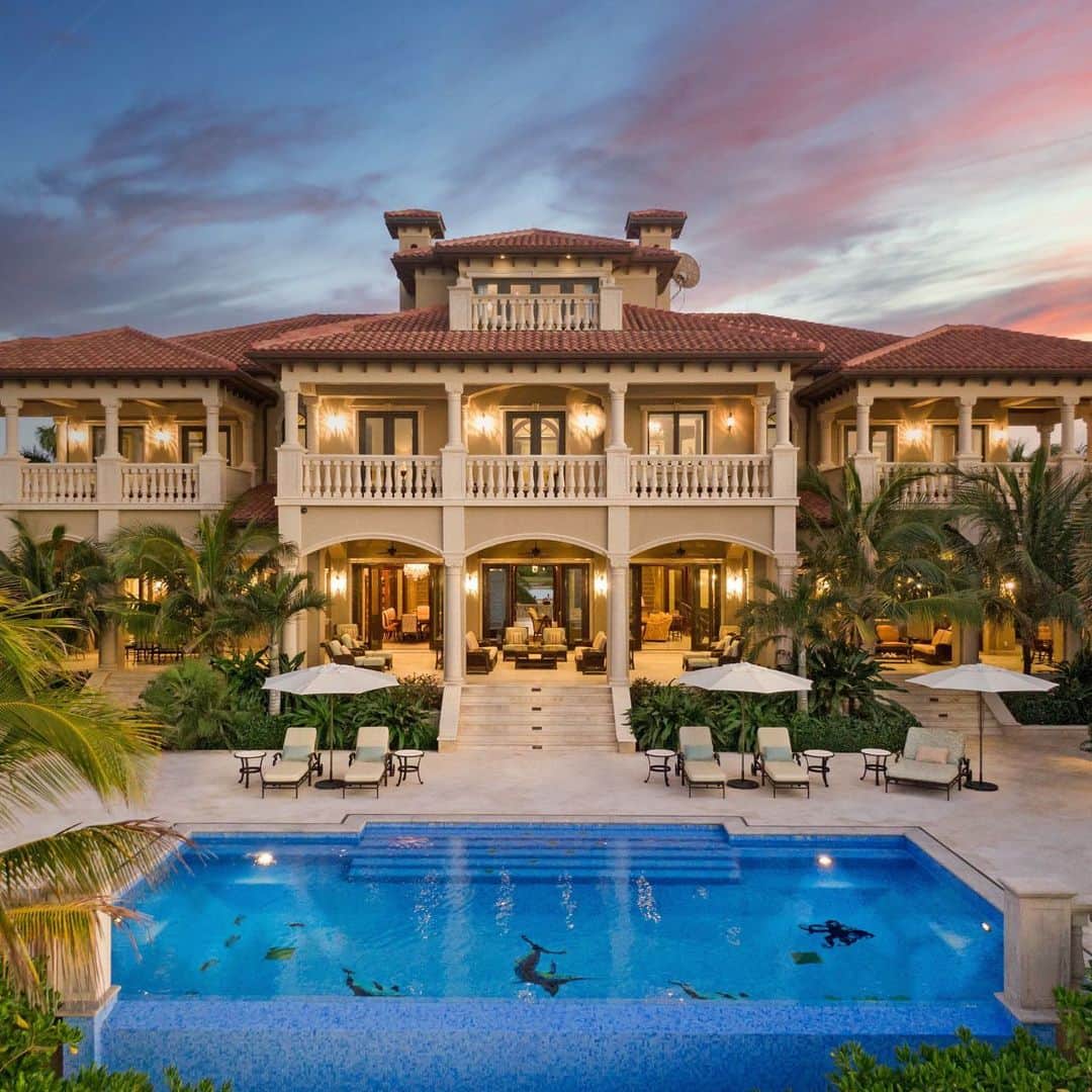 クリスティーズのインスタグラム：「Built in 2016, this 20,000-square-foot beachfront masterpiece in the exclusive community of Old Fort Bay in New Providence, Bahamas features Tuscan architecture with modern finishes and appliances, unparalleled ocean views, and tropical landscaping.⠀ .⠀ Via @christiesrealestate  Represented by @hgchristie⠀ .⠀ #houseoftheday #luxurydefined #Christies #ChristiesHomes #Luxury #LuxuryRealEstate #Bahamas #OldFortBay #NewProvidence #BahamasRealEstate #TuscanArchitecture #OceanViews #Architecture」