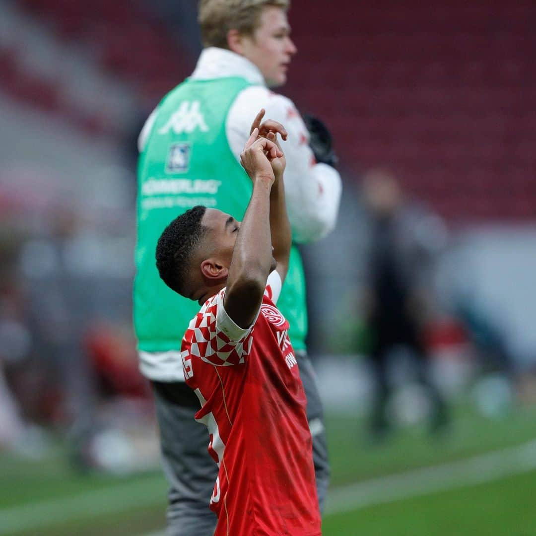 1.FSVマインツ05さんのインスタグラム写真 - (1.FSVマインツ05Instagram)「2x Startelf + 1x  Profitor  = 3 Debüts 🔥🔥🔥  Glückwunsch, Jungs! 🍀  #Mainz05 #M05RBL」1月24日 23時59分 - 1fsvmainz05