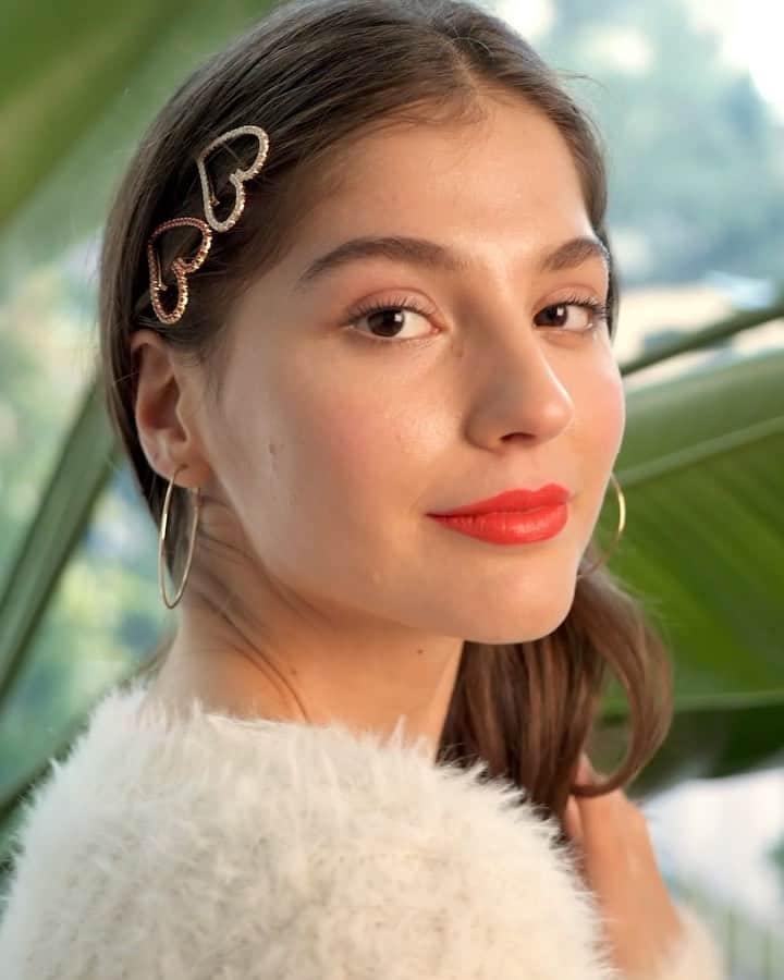 Macy'sのインスタグラム：「Galentine or valentine, spread the love with gifts that bring us closer.」