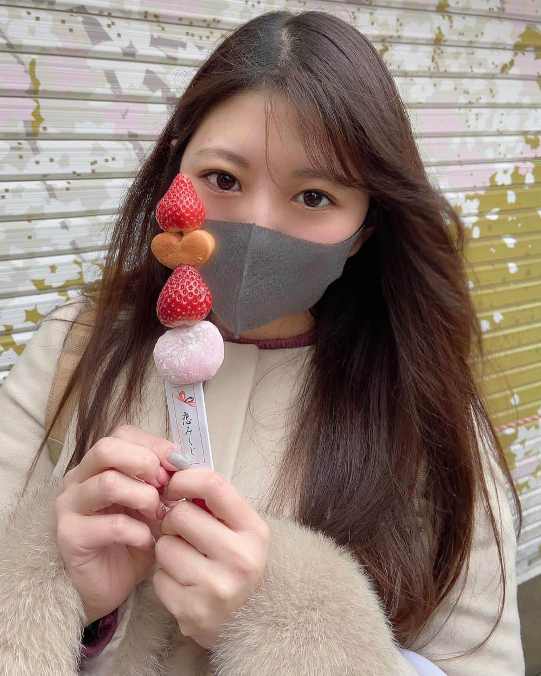 穂波はるさんのインスタグラム写真 - (穂波はるInstagram)「今年4回目の大吉🍡🍓🤍🤍」1月25日 0時10分 - honami.haru