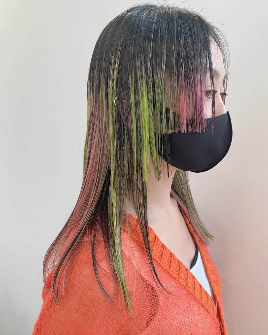 nanako itoのインスタグラム：「3linecut+retouch+lowlight+colorbutter🎨 . ✂︎✨ . 🌸🌷」