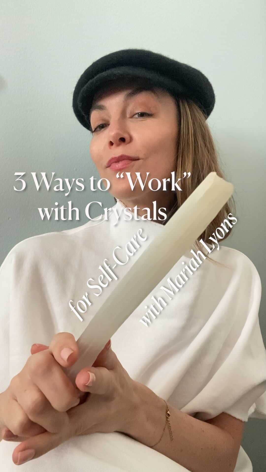 フランク&アイリーンのインスタグラム：「Start your week off right with some wellness. Grab your crystals and @mariahklyons of @astara will show you how to “work” with them to feel your best! #FrankandEileen」