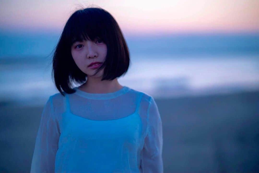 佐咲日菜のインスタグラム：「何年か前の海☺︎」