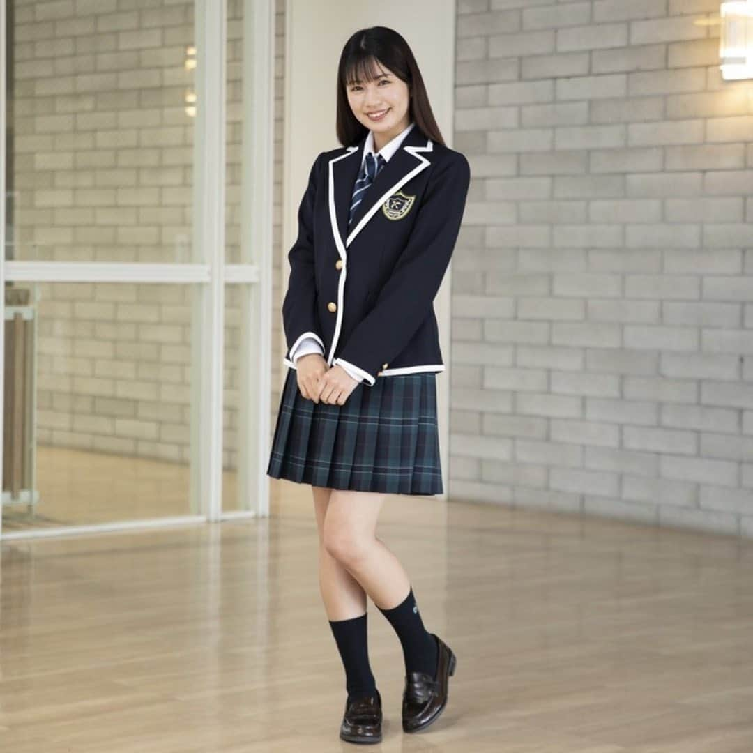 制服専門店CONOMiさんのインスタグラム写真 - (制服専門店CONOMiInstagram)「【原宿店】 大人っぽコーデ💕 スリムブレザーで綺麗に着るのがオススメ!!! グリーンのスカートにネクタイを合わせて 大人っぽく決まります!!!! 是非参考にしてみてください💁🏻‍♀️💖 ・ 💖ブレザー 品番ARCJ-2013-01→¥26,000+税 💖スカート 品番ARCS-1107→¥9,800+税 💖シャツ 品番ARCY-1013-07→¥3,800+税 💖ネクタイ 品番ARCN-1047-09→¥1,900+税 ・ #conomi #高校生 #jk  #なんちゃって制服 #マスク女子 #コロナ対策 #制服 #可愛い #女の子 #思い出 #双子 #コーデ #制服ディズニー #写真 #ポートレート撮影 #jkにしかできないこと #jkブランド#japan #tokyo #boy #girl #likeforlikes #follow #followme #l4l #f4f #boy #girl」1月25日 10時56分 - conomi_official